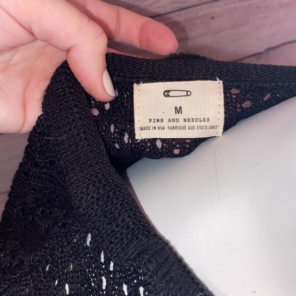 Pins And Needles Black Short Sleeve Sweater Size Medium - Picture 3 of 6